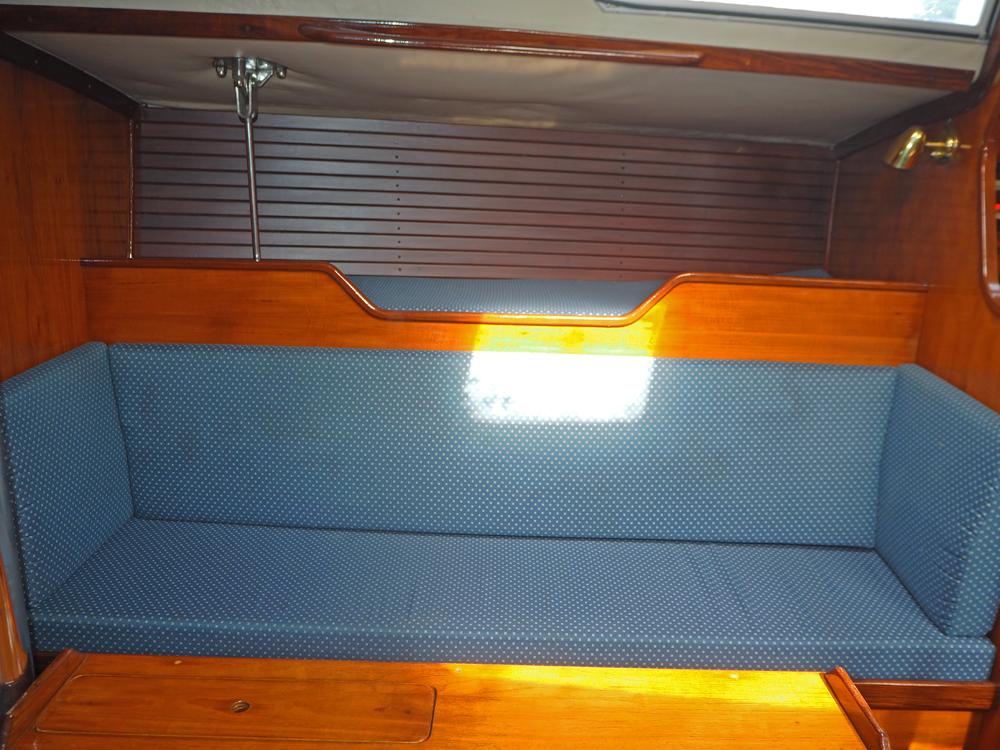 Salon, H&eacute;bergements